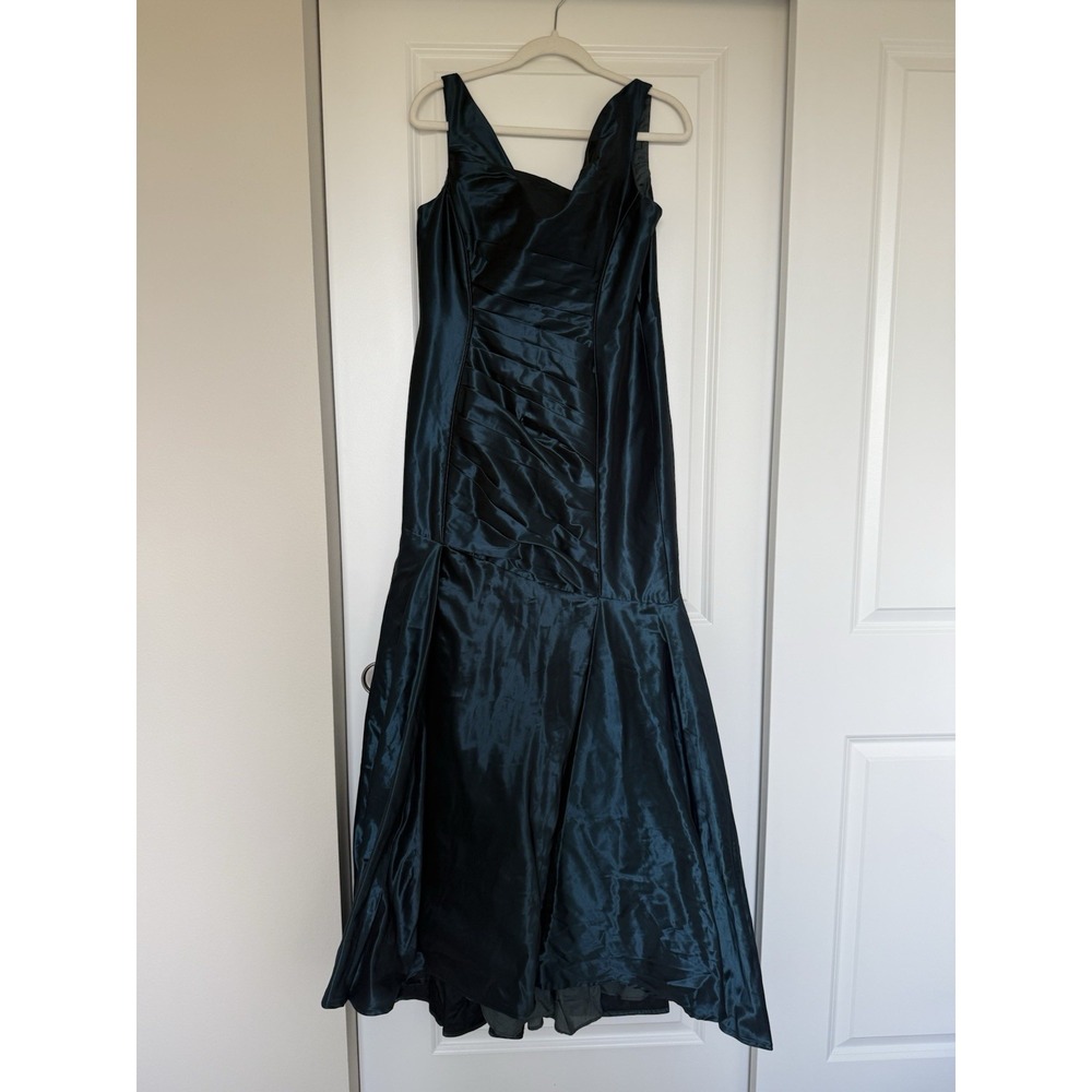 THEIA‎ Asymmetric Cowl Neck Mermaid Taffeta Gown Blue/green Size 6 Formal